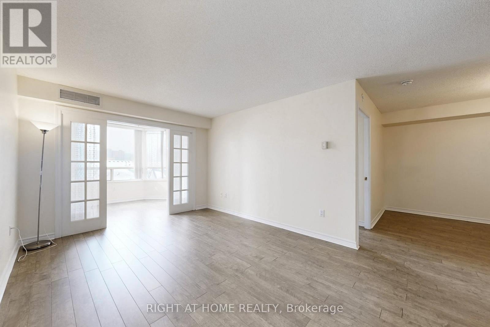 608 - 228 BONIS AVENUE