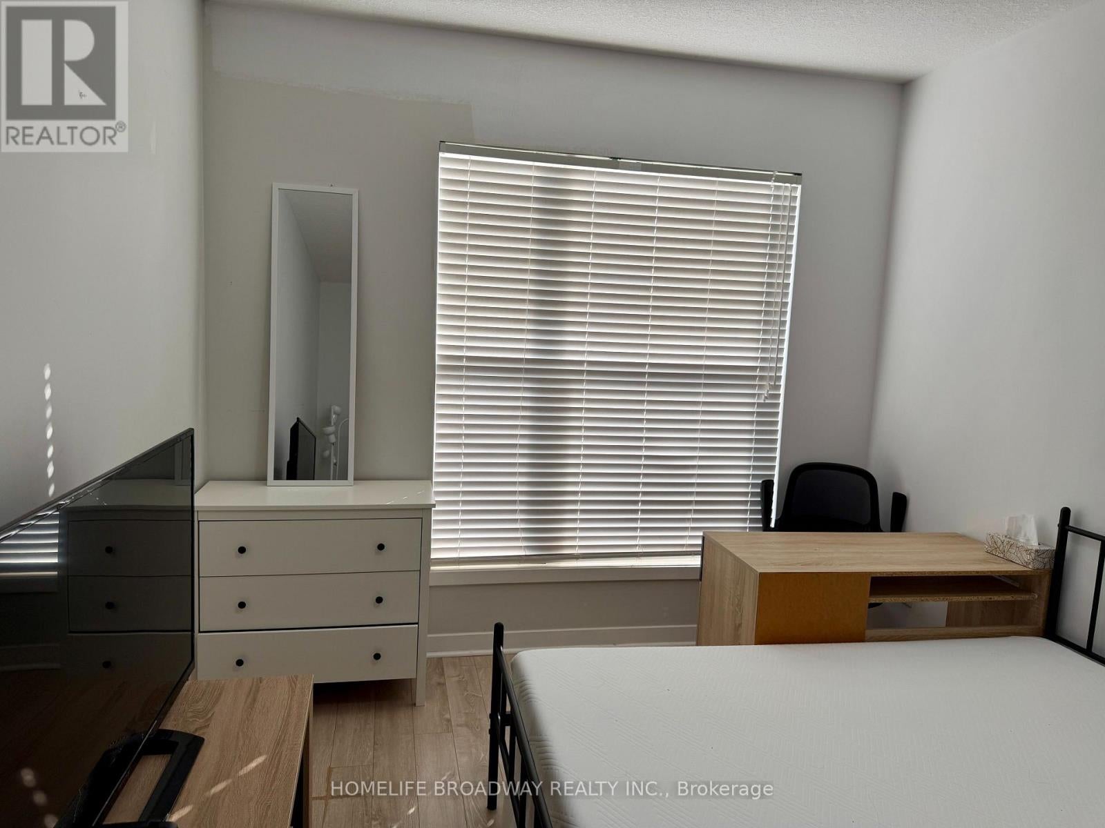 T106 - 62 BALSAM STREET