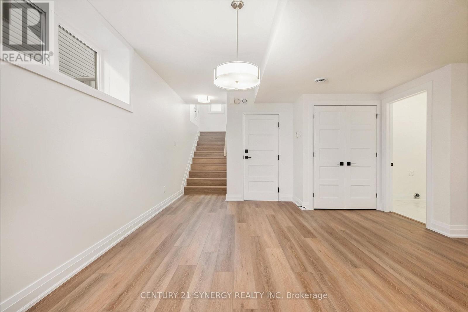 B - 257 ARGILE STREET