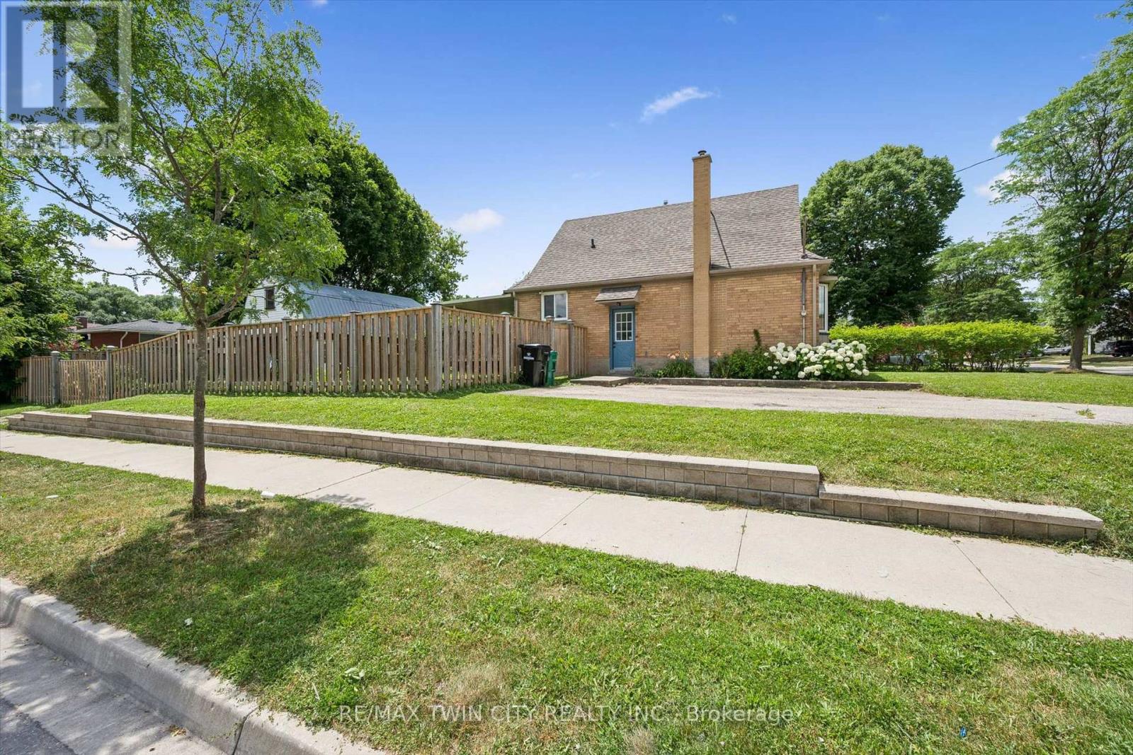 129 FLORENCE AVENUE