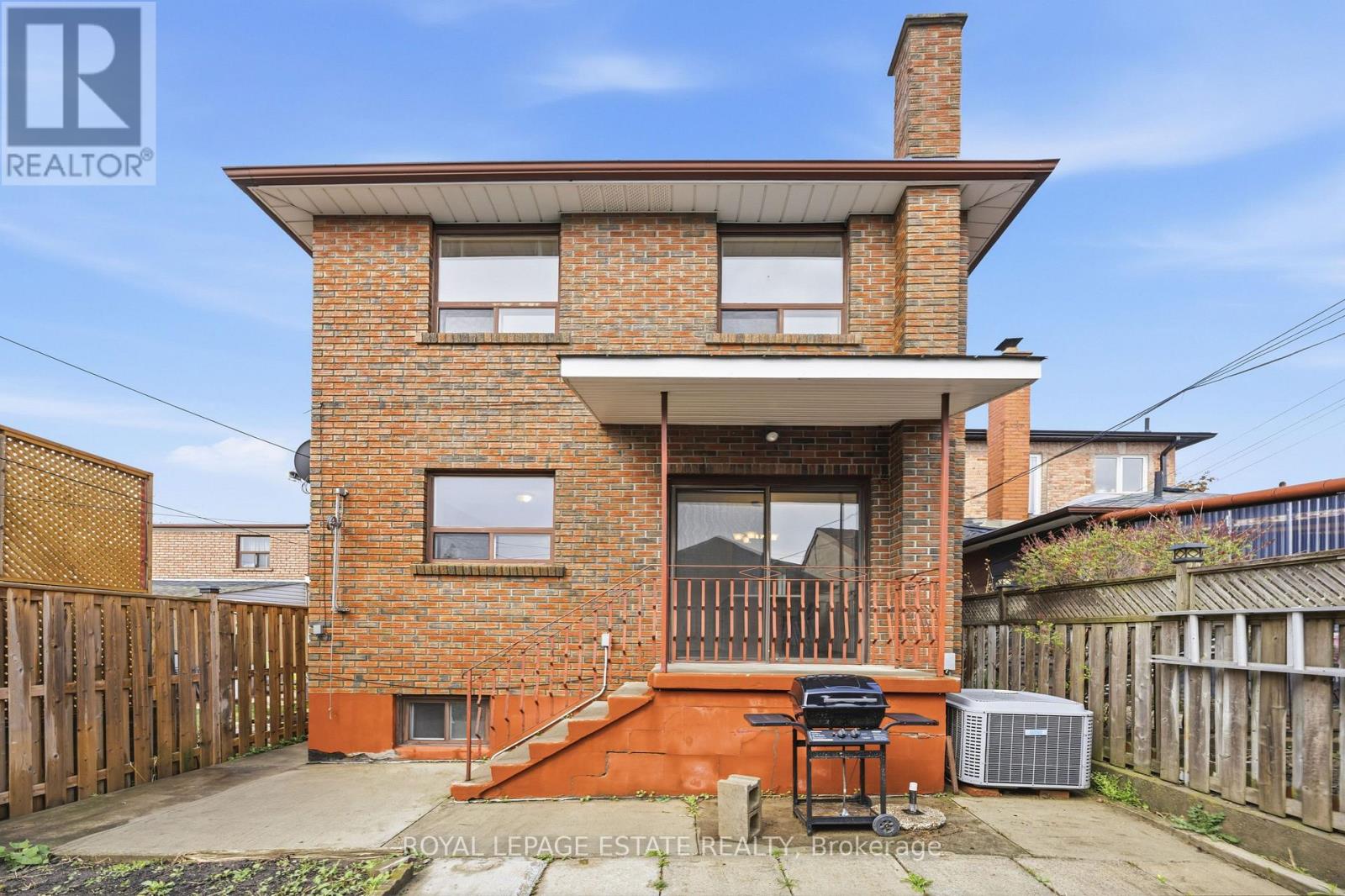 293 HARVIE AVENUE