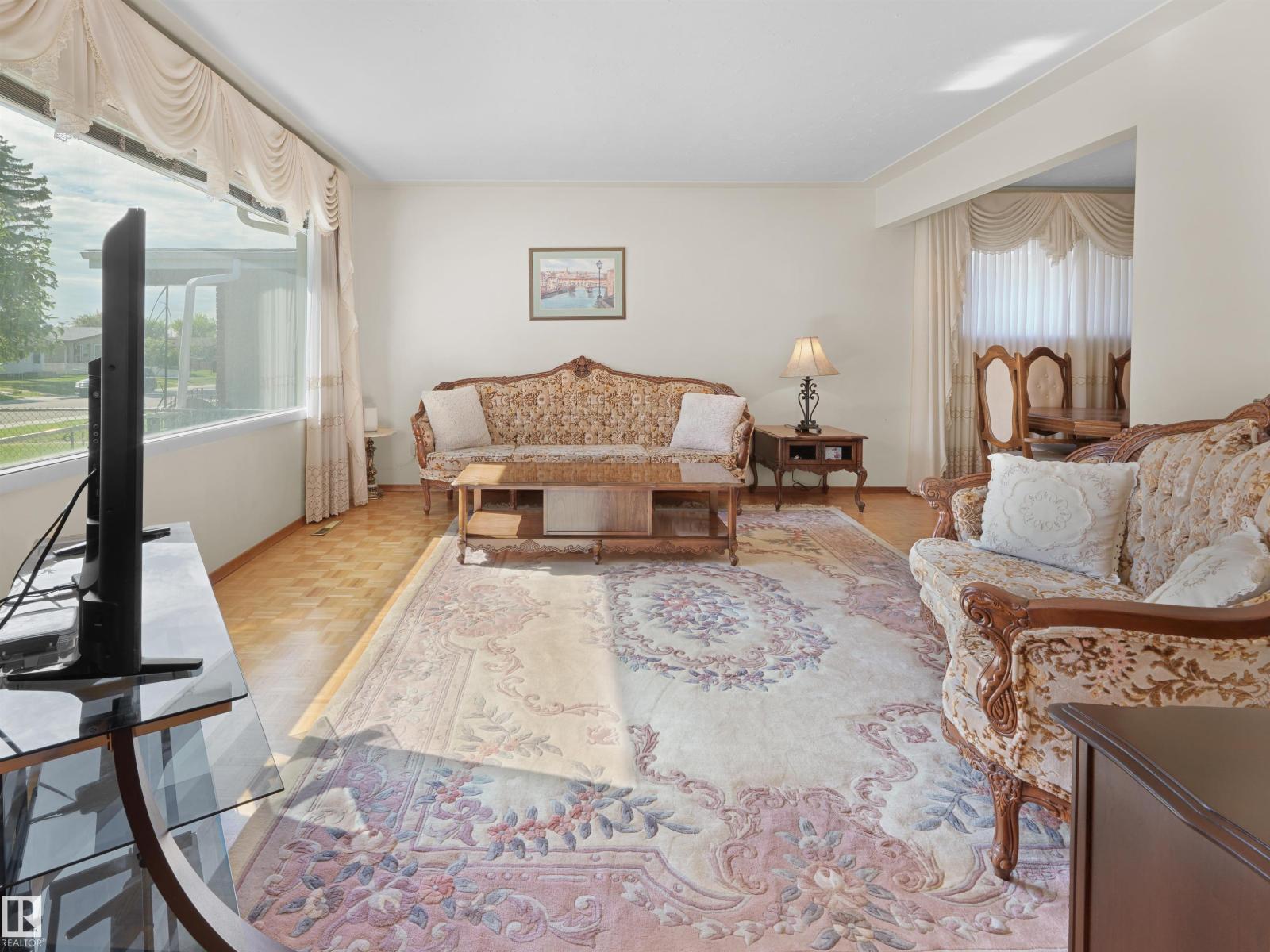 12738 88 ST NW