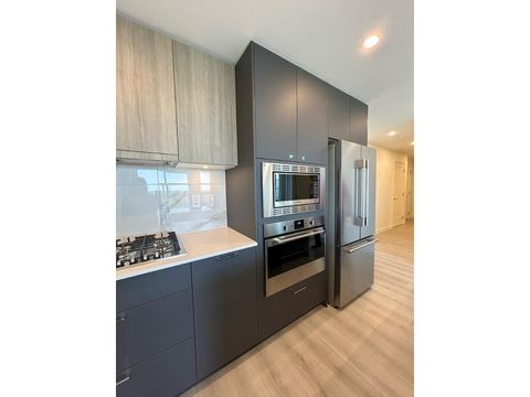 608 8551 201 STREET Langley BC V2Y3Y5