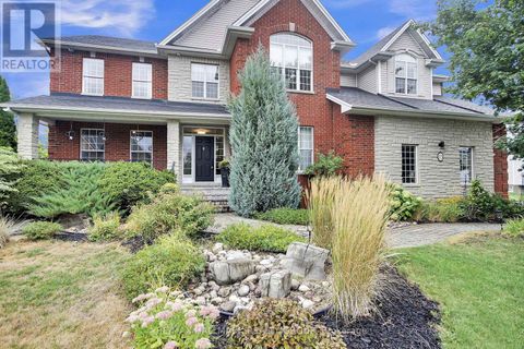13 BEECHGROVE GARDENS Ottawa ON K2S1W5