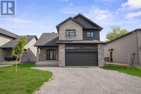 75 CHATEAUGUAY STREET Russell ON K0A2M0