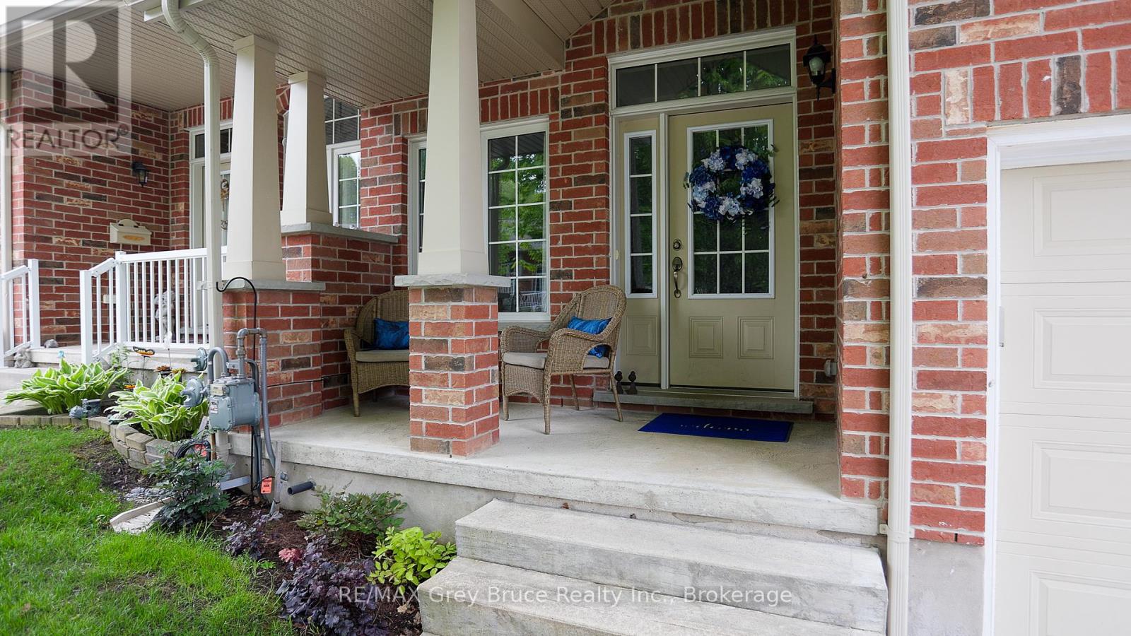 537 9TH STREET A E