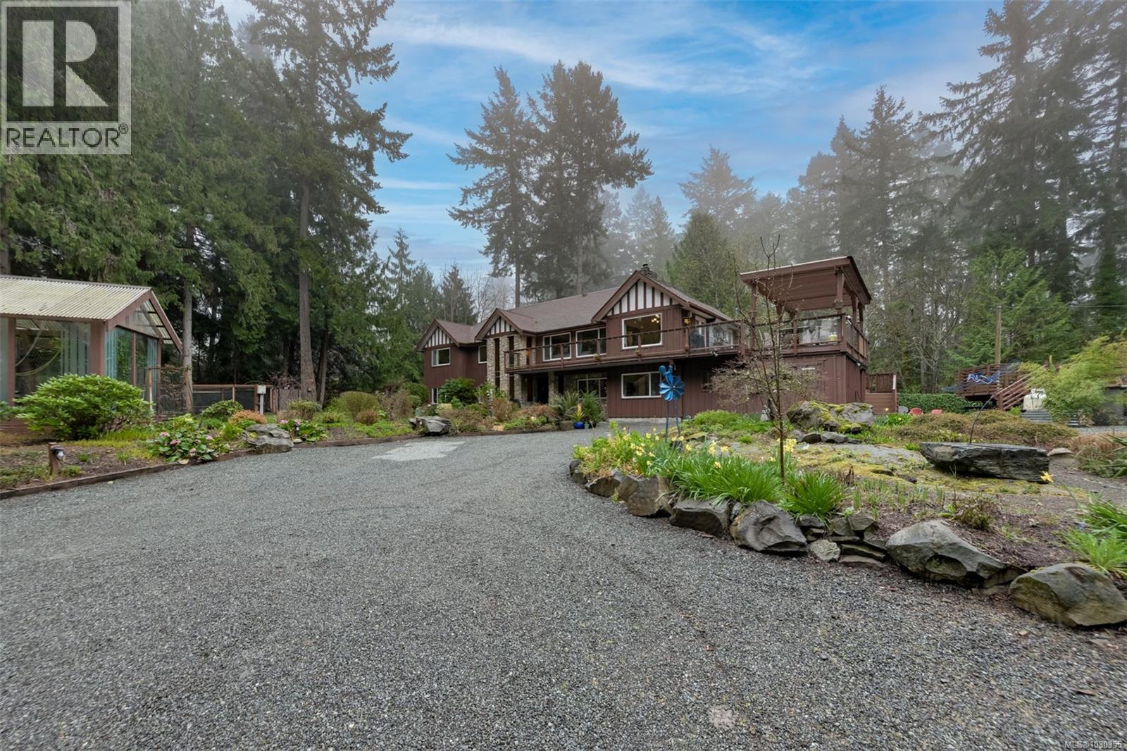 11391 West Saanich Rd