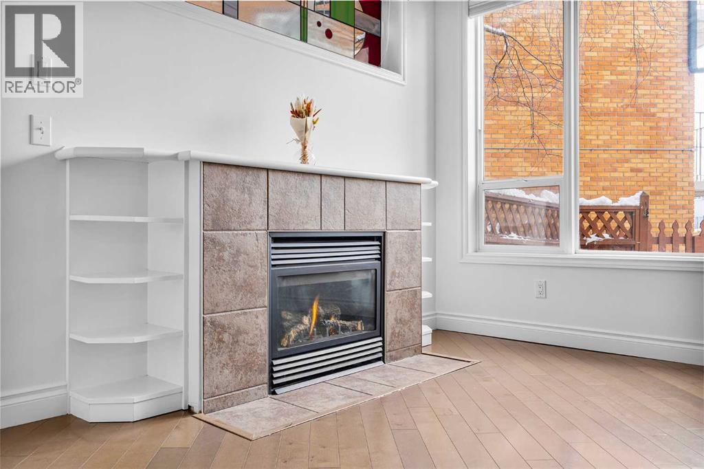 2, 2040 35 Avenue SW