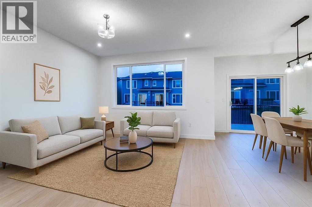 891 Langholm Drive SE