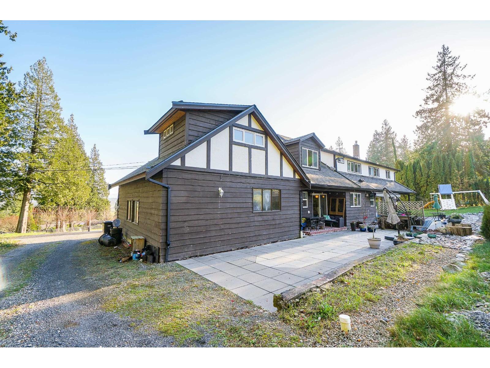 7639 MORRISON CRESCENT