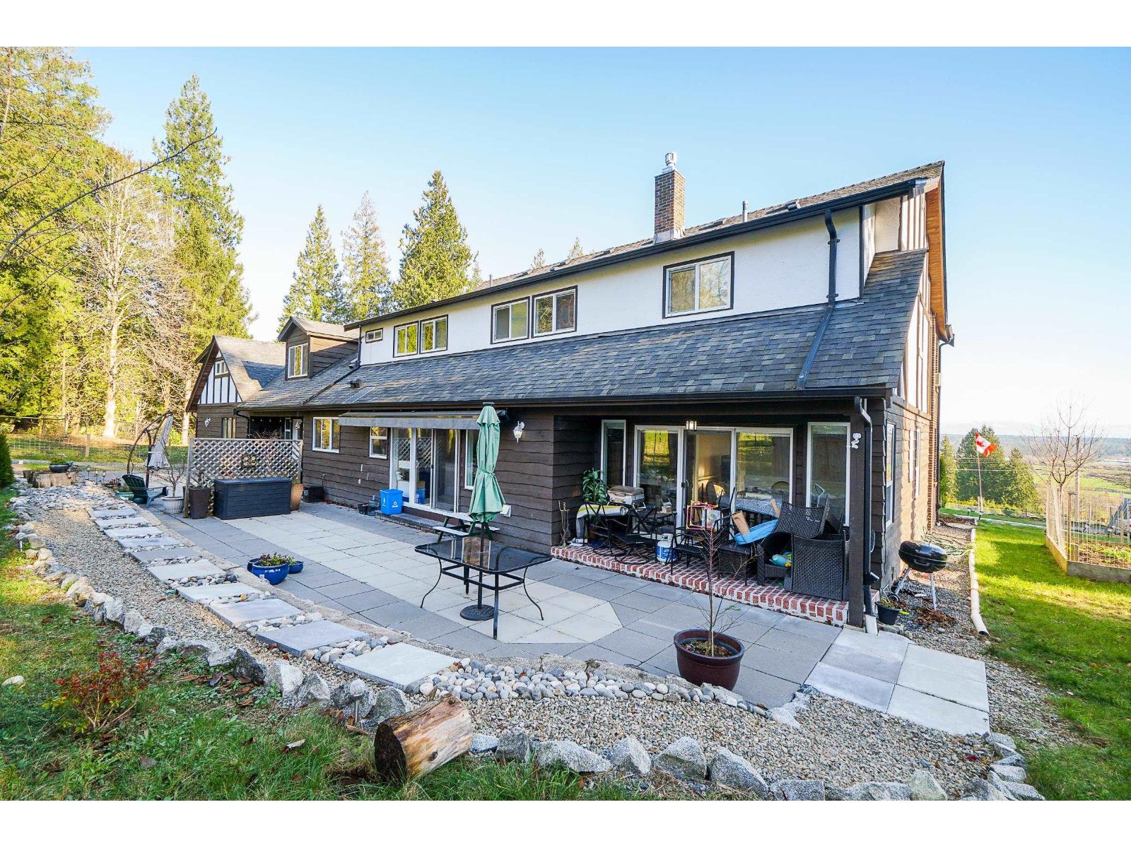 7639 MORRISON CRESCENT