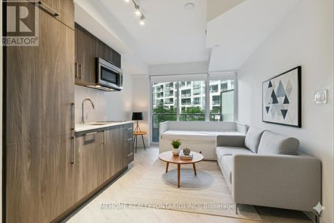 301W - 27 BATHURST STREET Toronto (Waterfront Communities) ON M5V0R1
