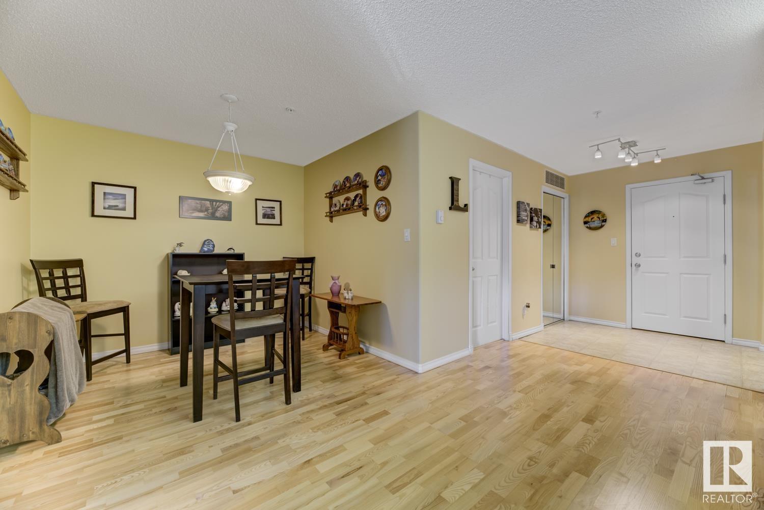 #340 16311 95 ST NW