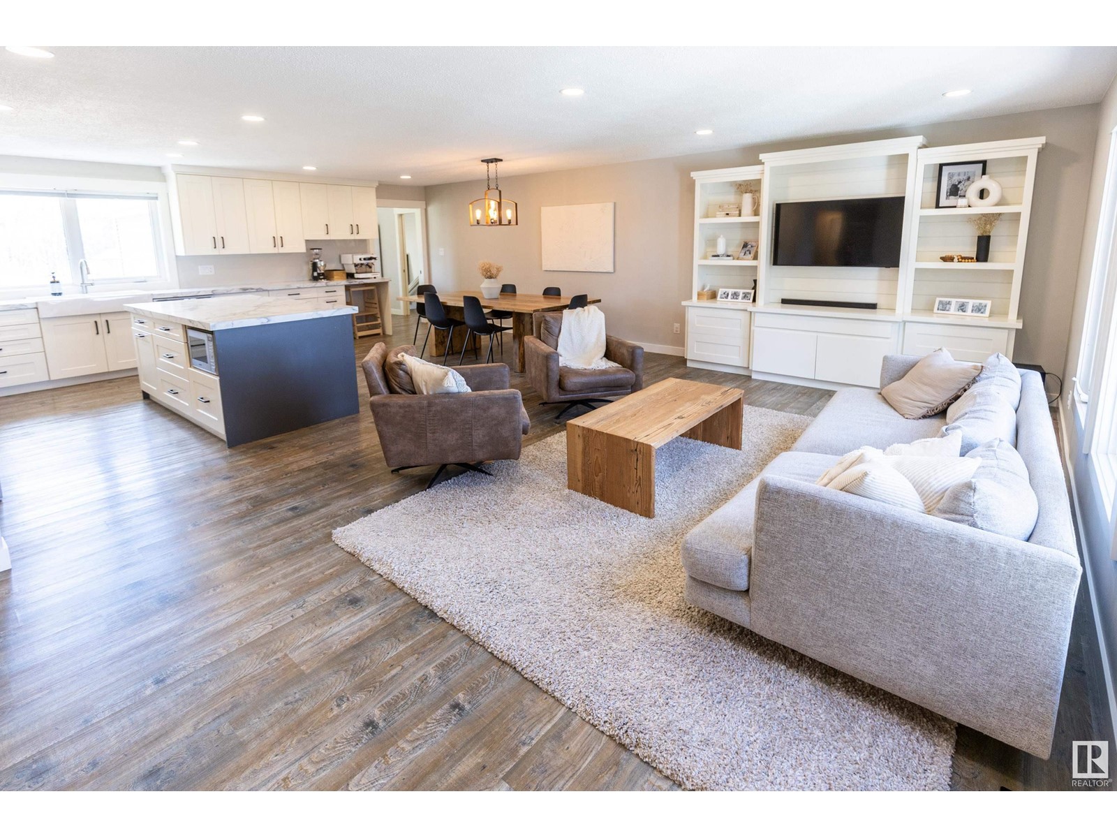 169 51559 RGE ROAD 225