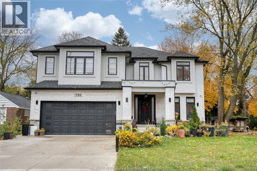 735 CABANA ROAD West