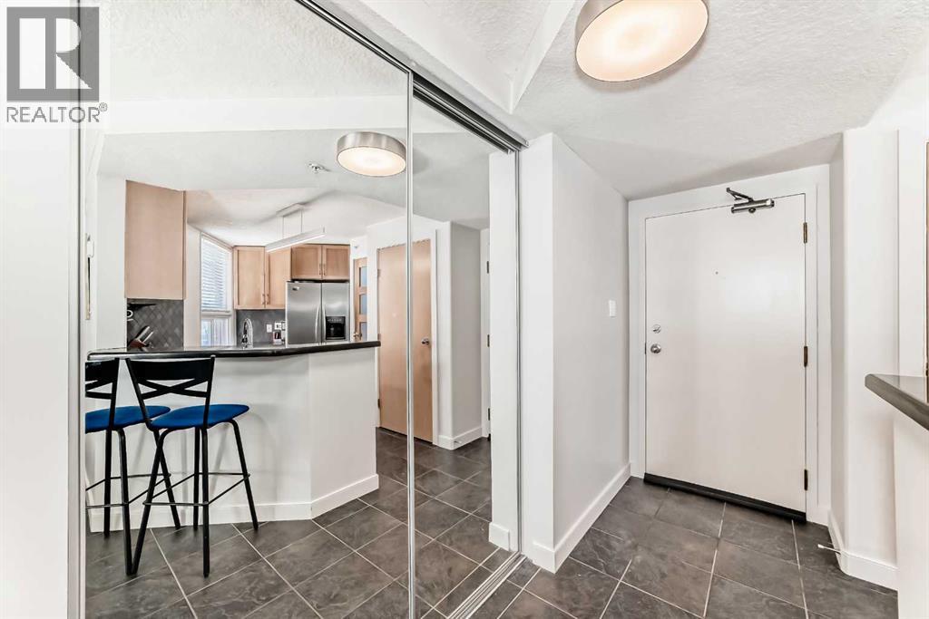 703, 626 15 Avenue SW