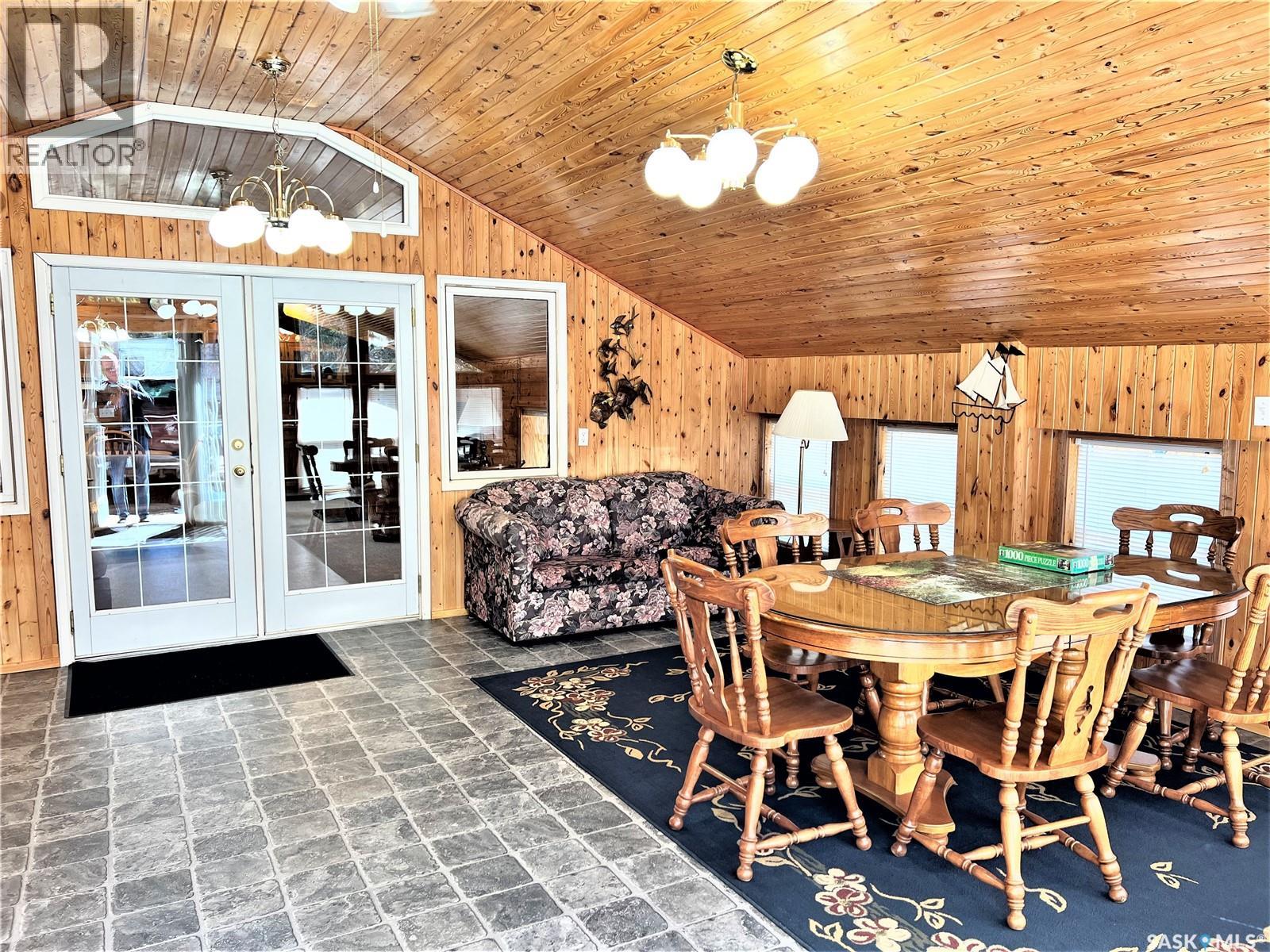 214 Richard DRIVE