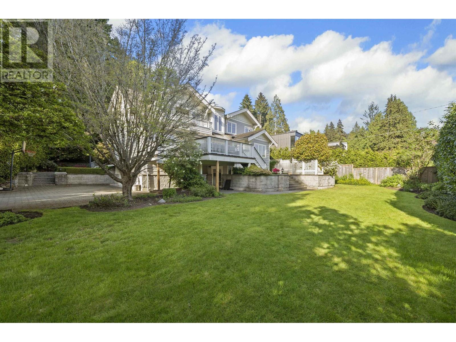4075 ROSE CRESCENT