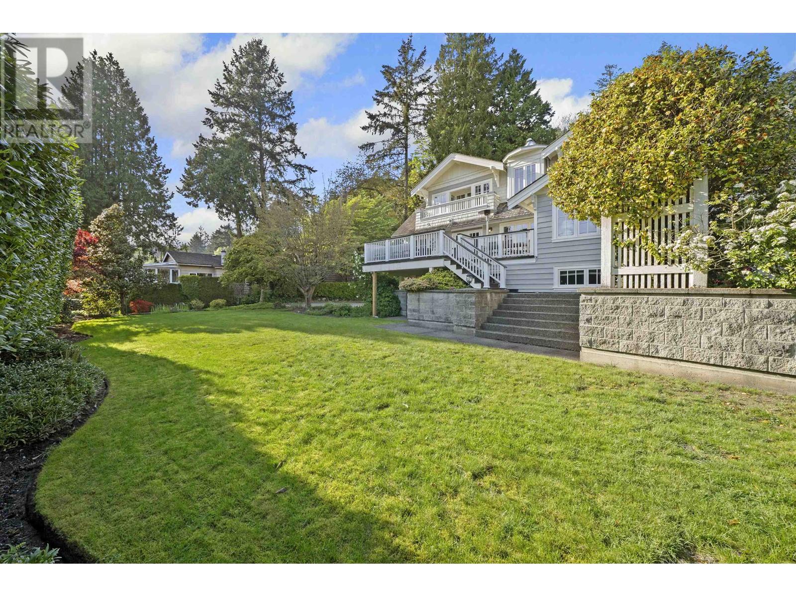 4075 ROSE CRESCENT