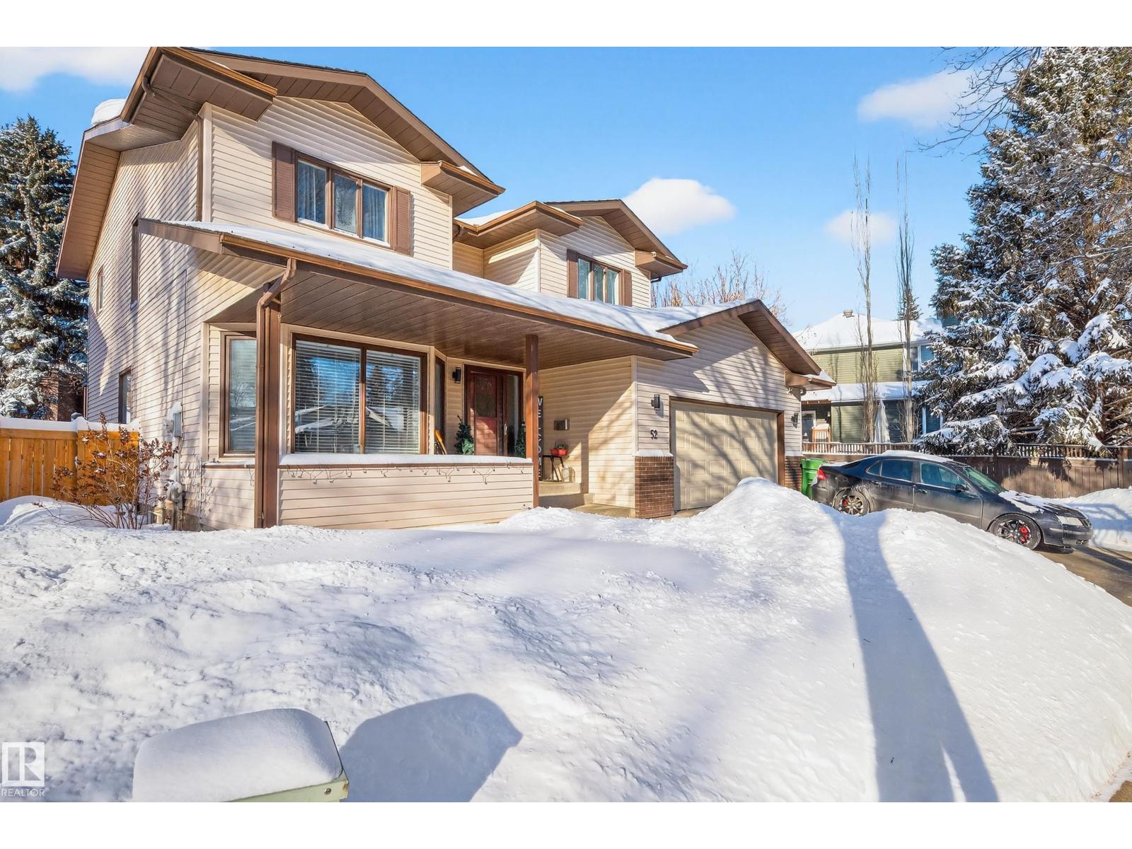 52 LANGHOLM DR