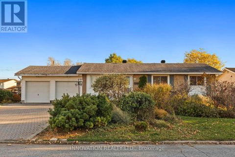 30 OAKVIEW AVENUE Ottawa ON K2G3A2