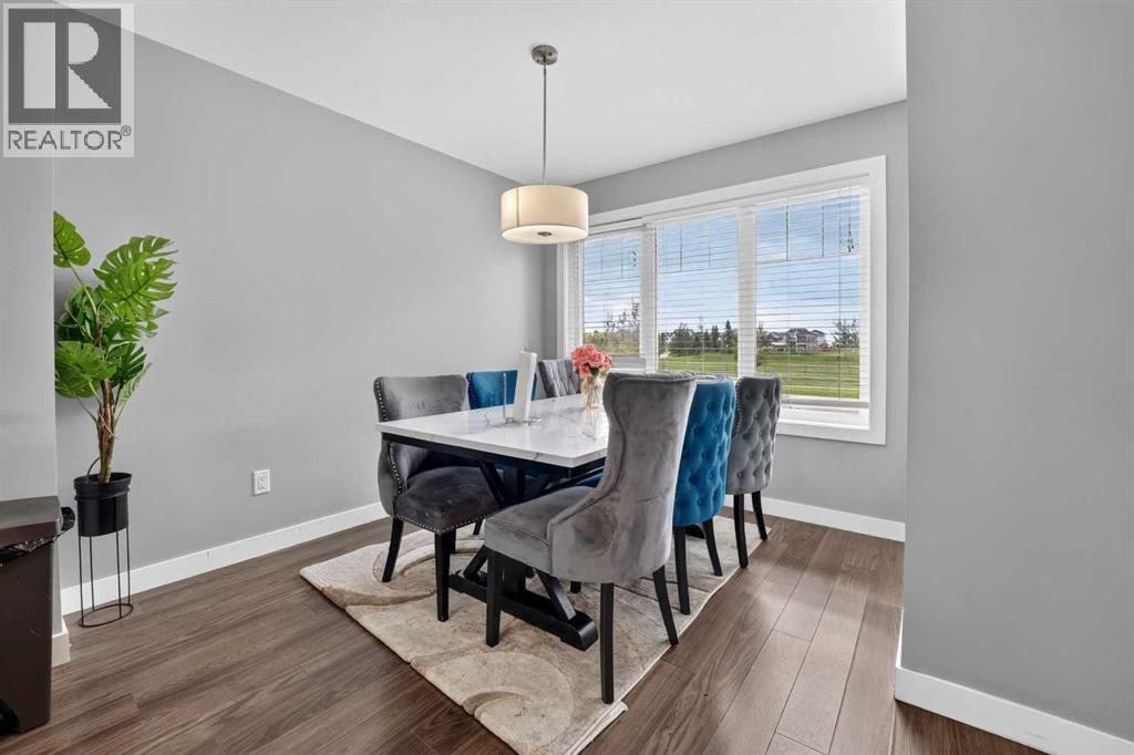 285 Coalbanks Boulevard W