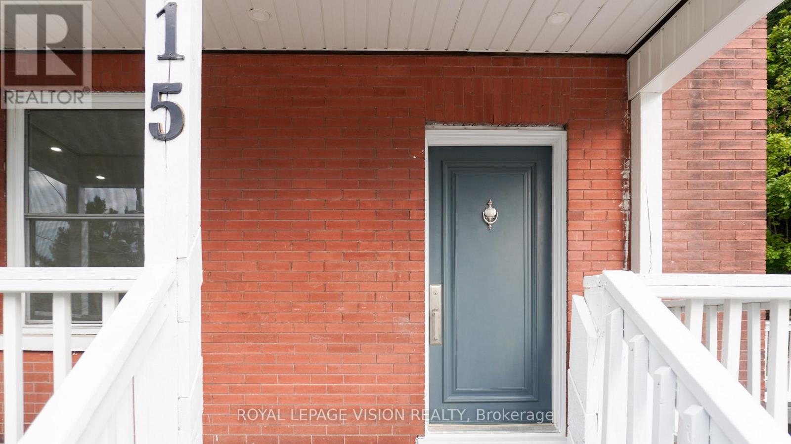 15 SHADE STREET