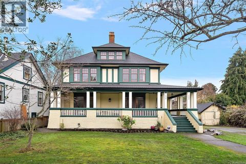 132 Government St S Victoria BC V8V2K7