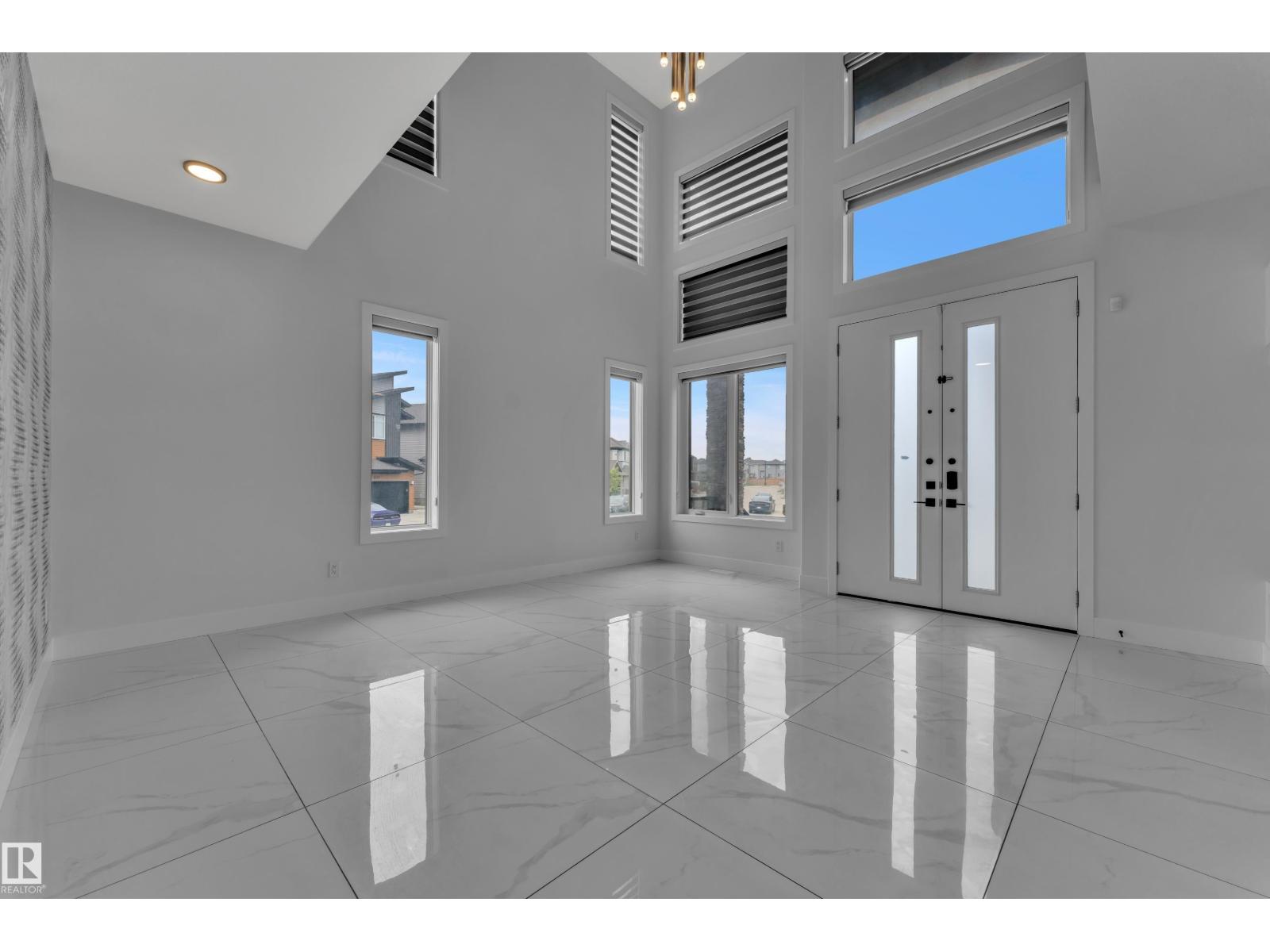 1460 25 ST NW