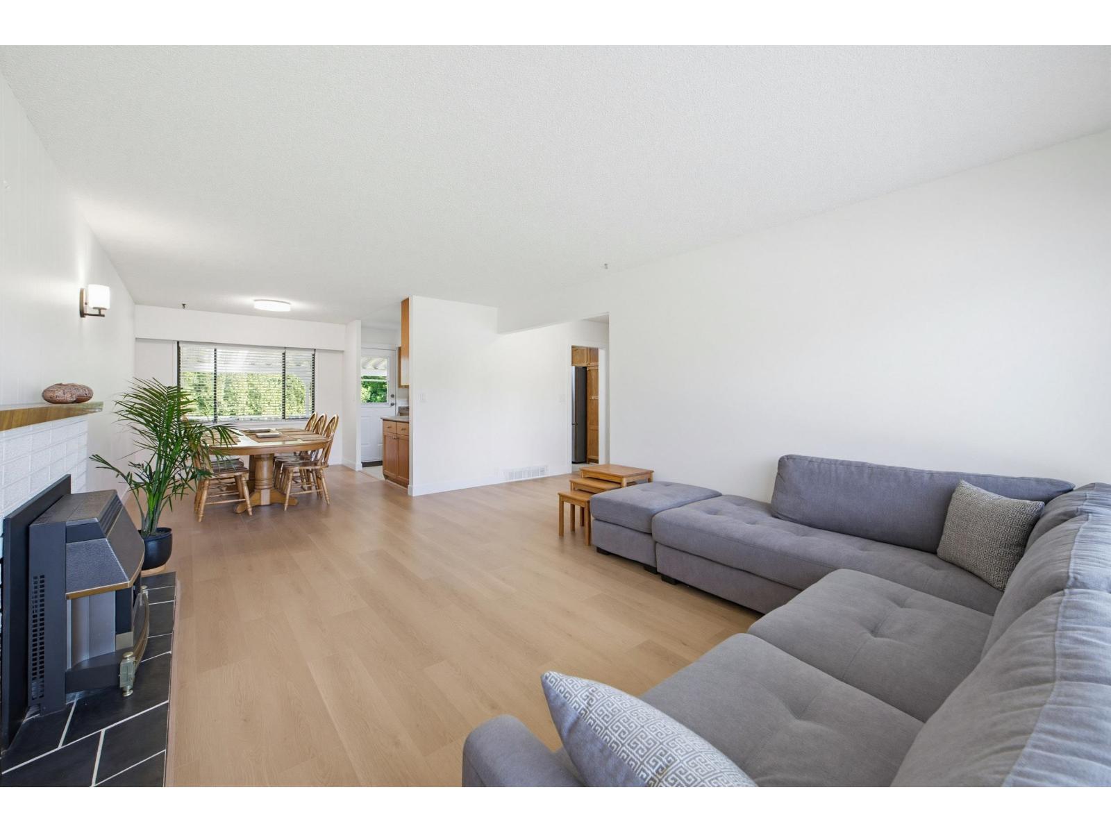 45271 BERNARD AVENUE|Chilliwack Proper West