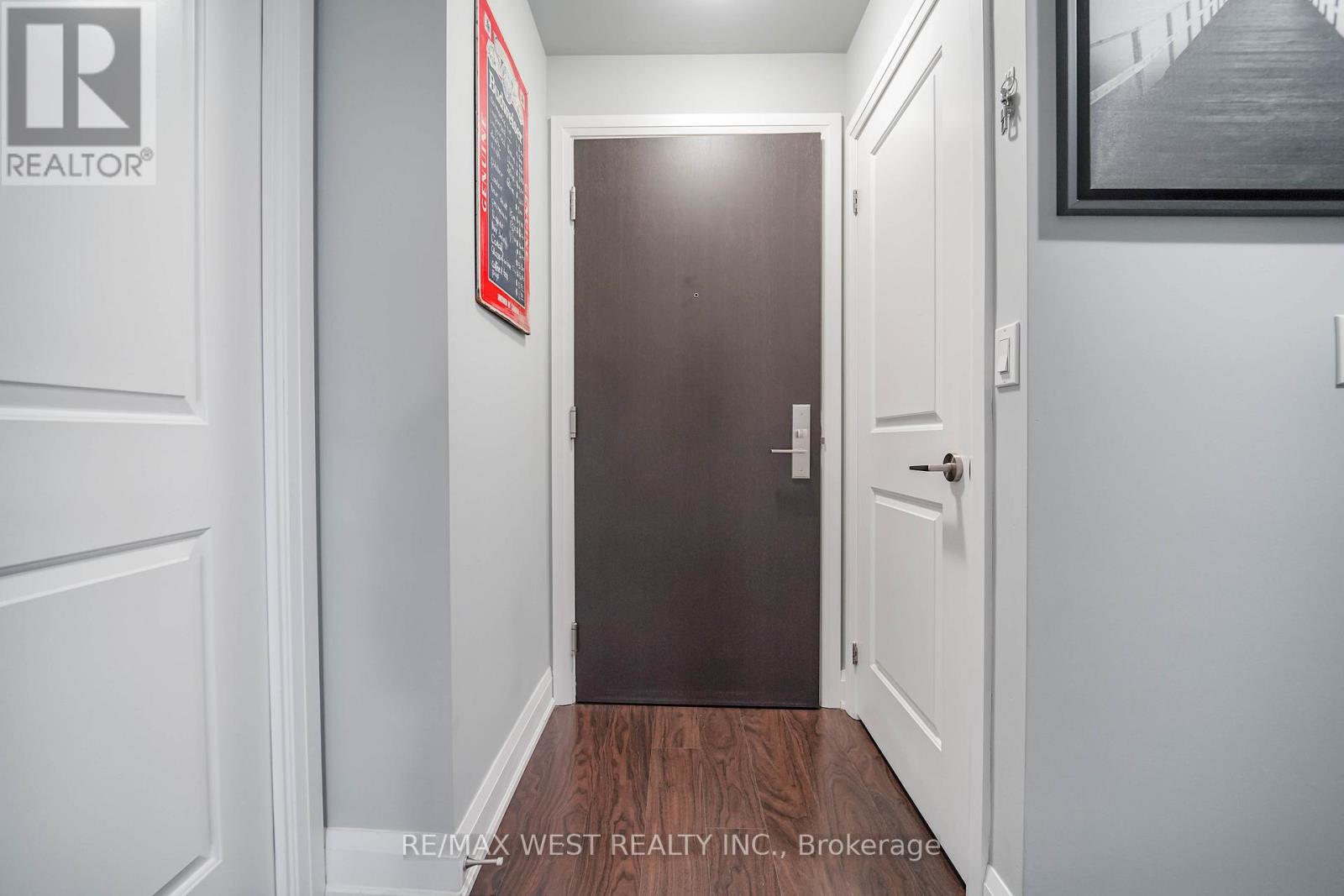 409 - 35 FONTENAY COURT