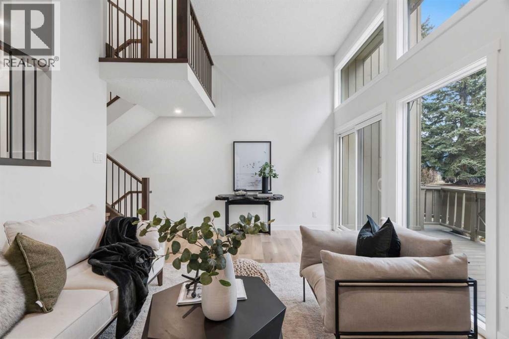 20 Point Mckay Court NW