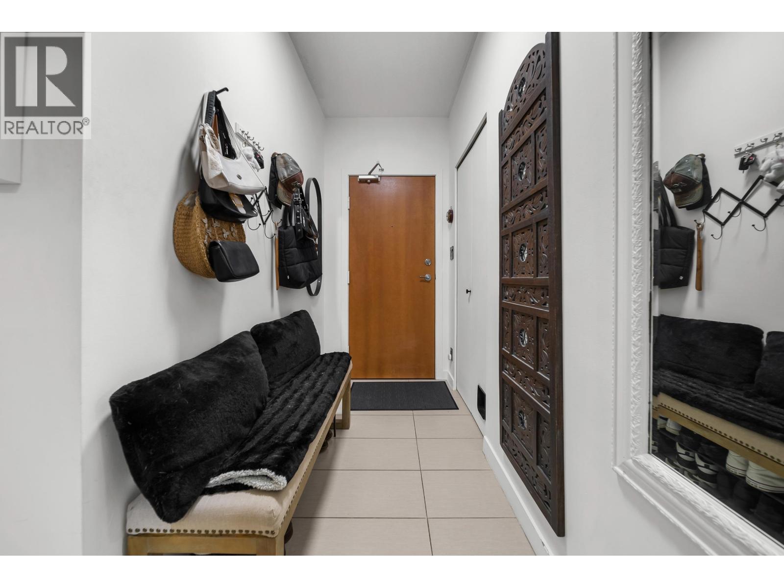 1406 400 CAPILANO ROAD