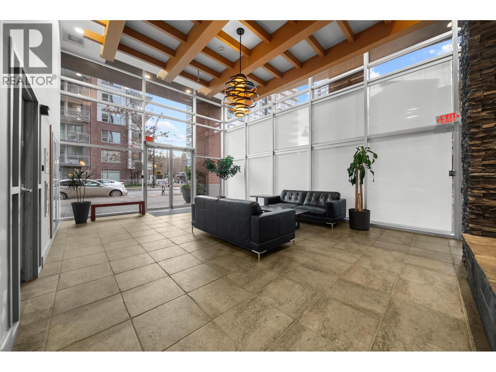 1406 400 CAPILANO ROAD