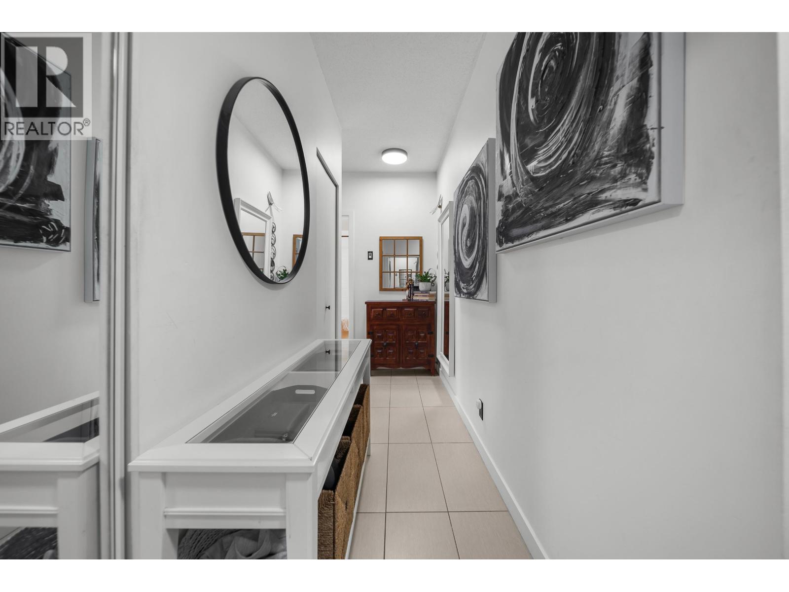 1406 400 CAPILANO ROAD