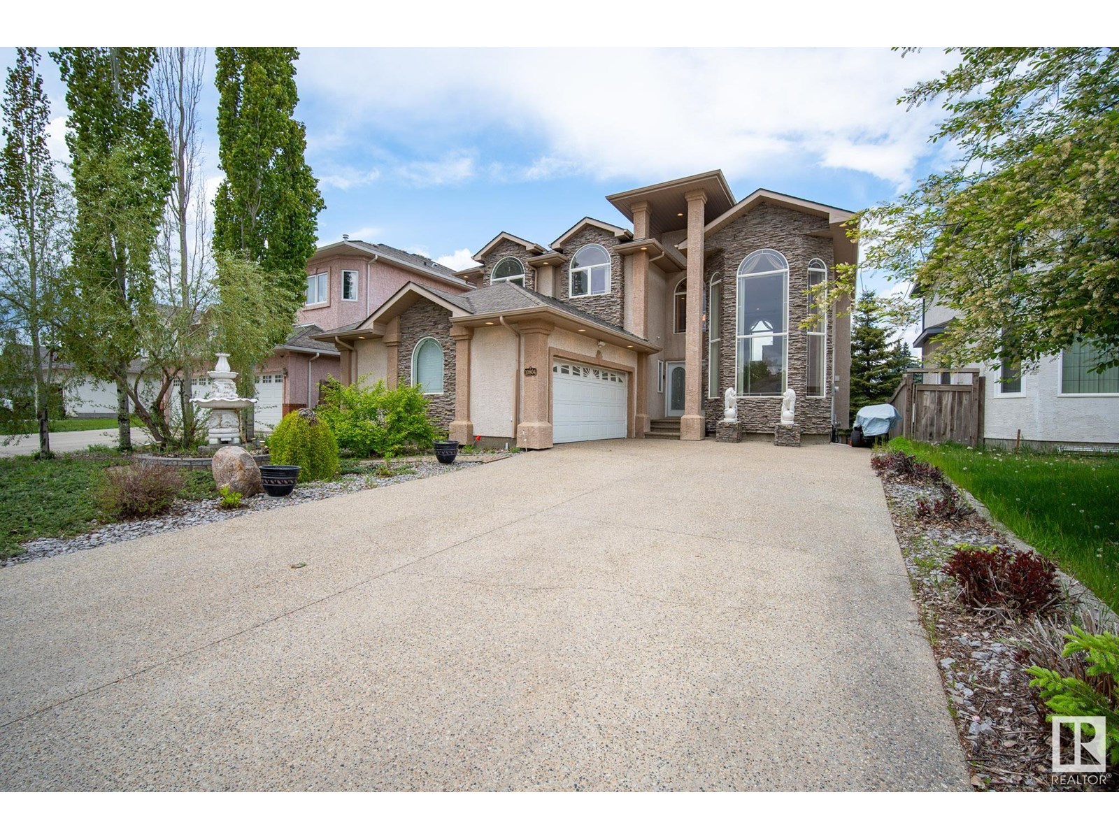10804 6 AV SW