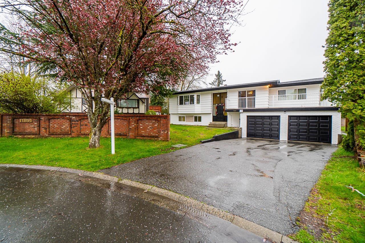 11892 GILMOUR CRESCENT