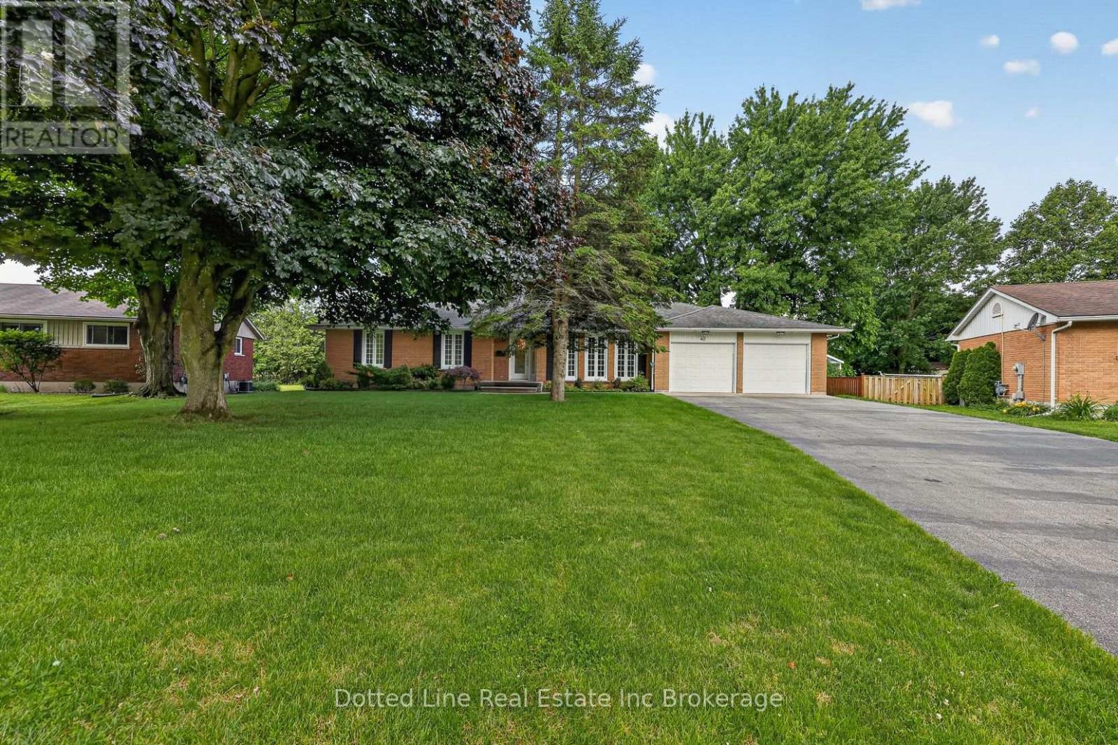 40 PARKDALE AVENUE