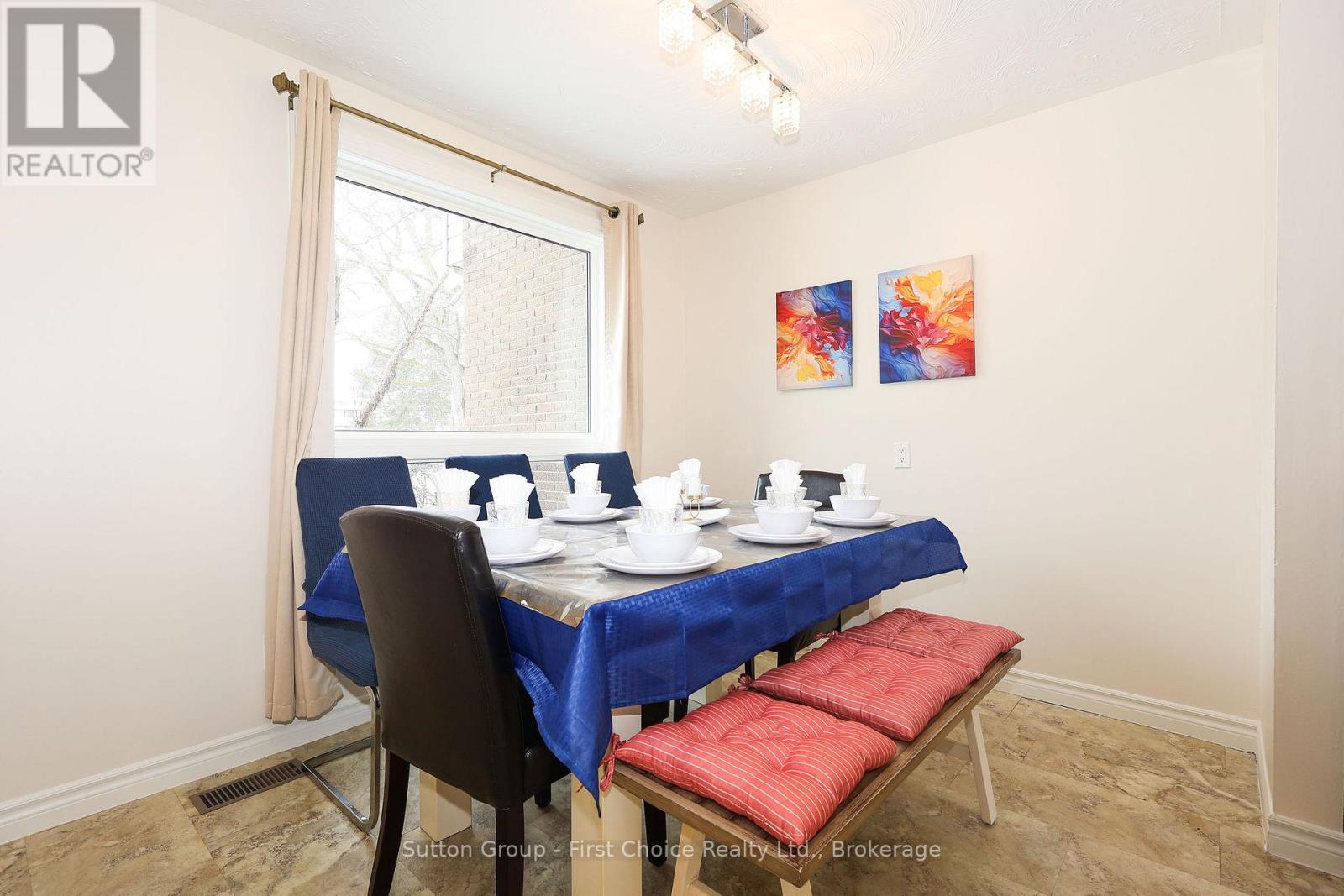 11 - 88 AVONWOOD DRIVE