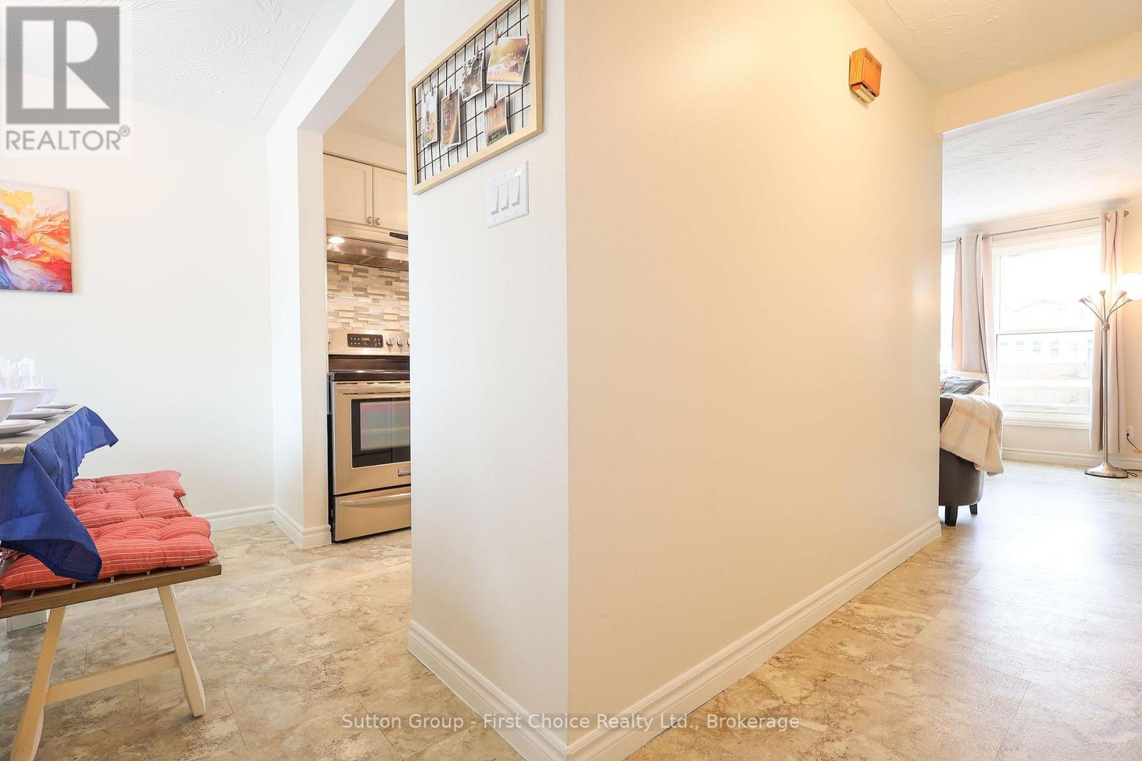 11 - 88 AVONWOOD DRIVE