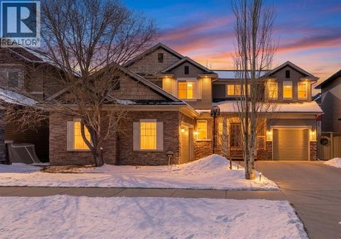 729 Canoe Avenue SW Airdrie AB t4b3k5