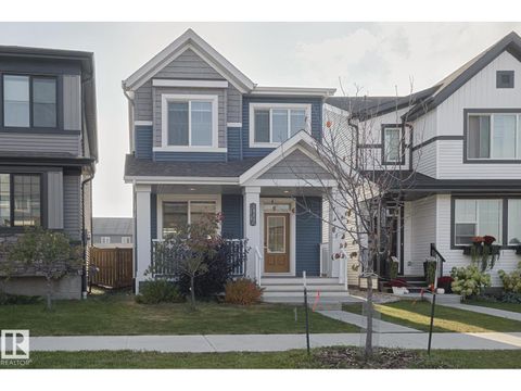 1653 PLUM CIRCLE CI SW Edmonton AB T6X2Y5