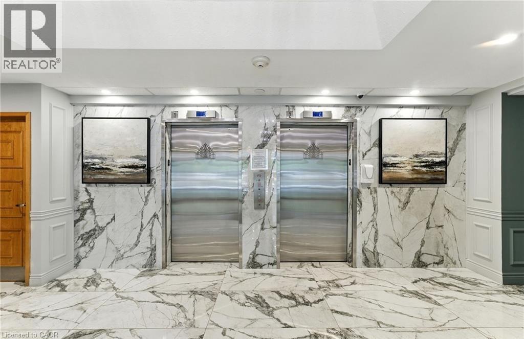 237 KING Street W Unit# 808