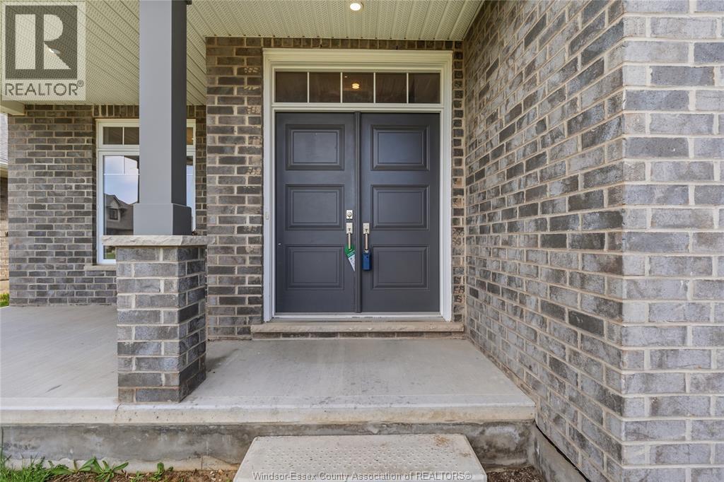 39 MUIRFIELD DRIVE