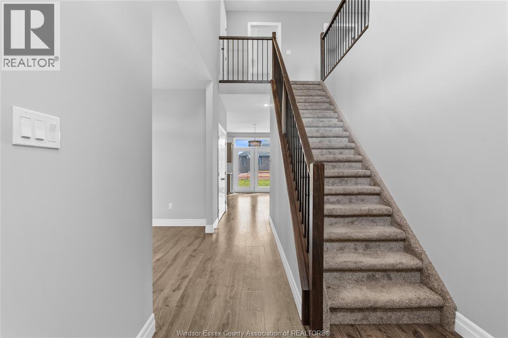39 MUIRFIELD DRIVE