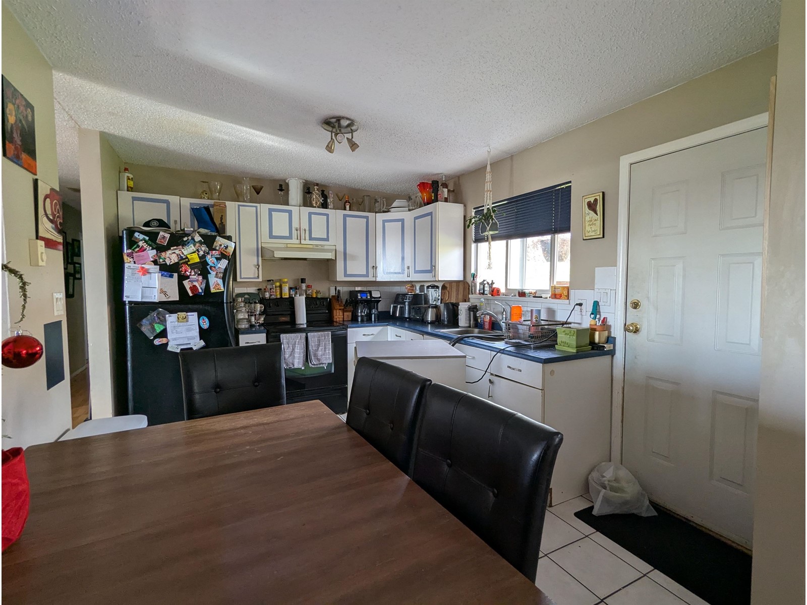 7936 EAGLE CRESCENT