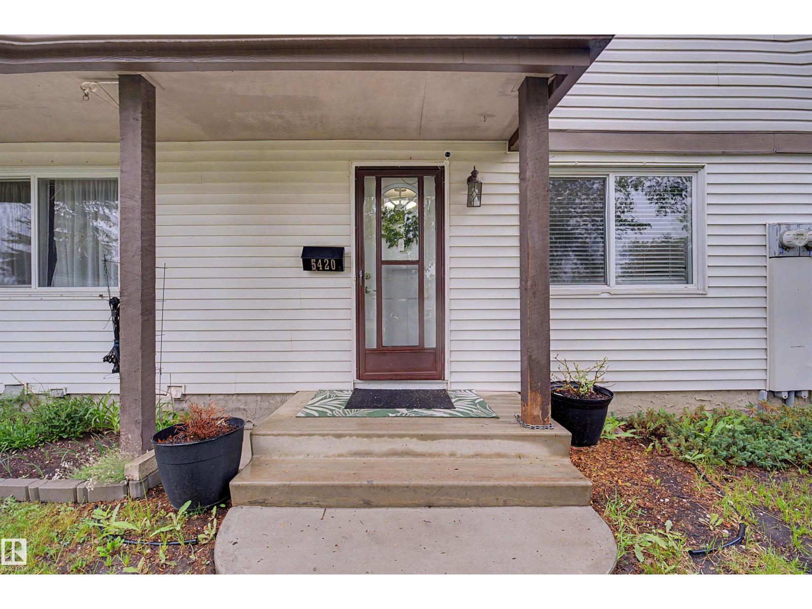 5420 146 AV NW