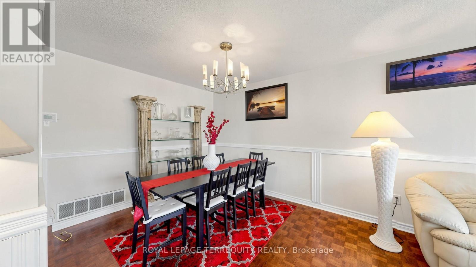 2526 KINGSBERRY CRESCENT