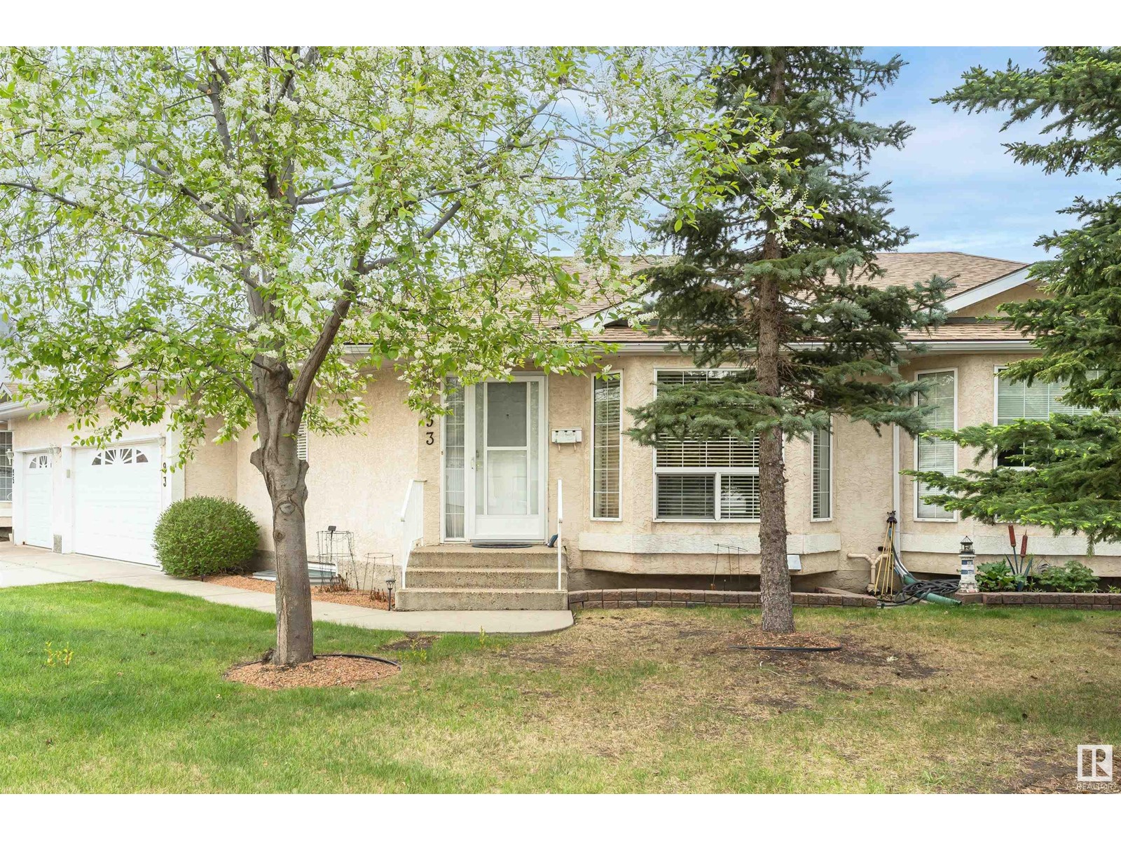 #93 13320 124 ST NW