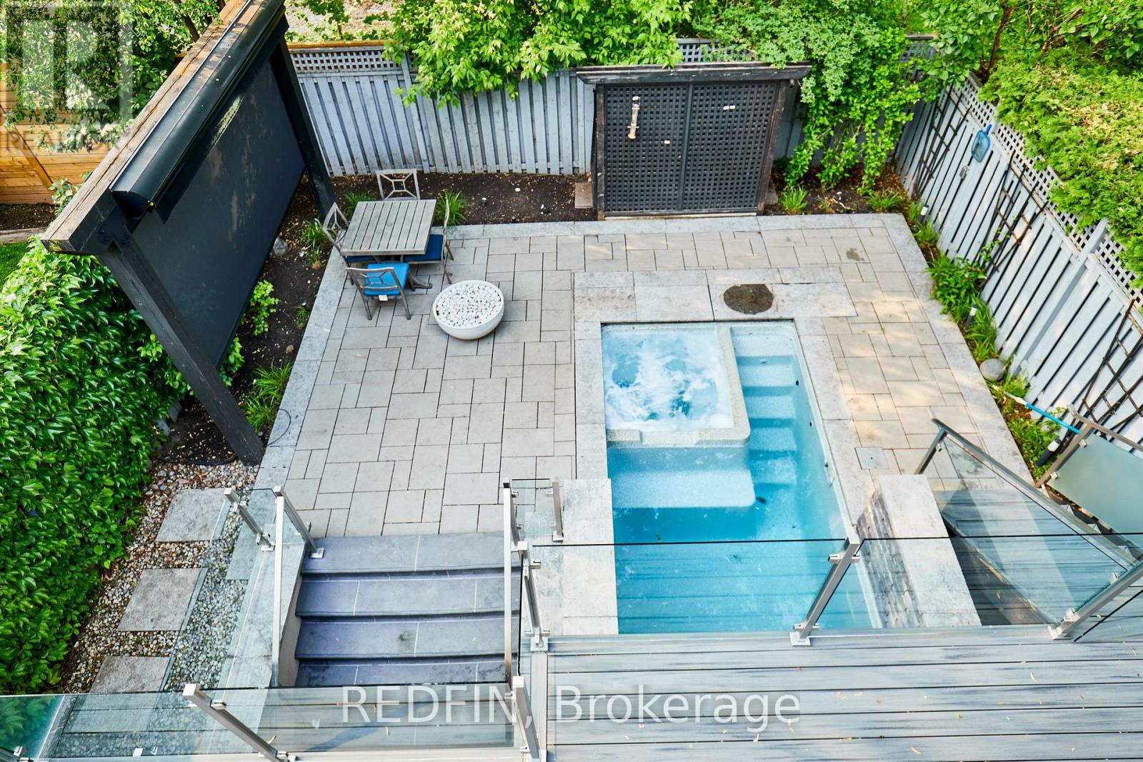 516 MELROSE AVENUE